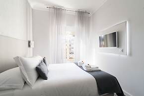 White Caesar Guesthouse