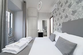 White Caesar Guesthouse