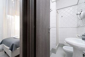 White Caesar Guesthouse