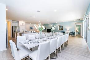 H6112 Beautiful 14 Bedroom 11 Bathroom Resoret