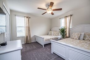 H1675 Brand new Luxury 8 Bedroom 5 Bathroom Villa