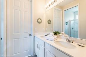 H9063 Brand New 9b6.5b Poolvilla Minutes to Disney