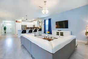 H1584 Brand new 8 Bedroom 5 Bathroom Villa