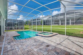 H1584 Brand new 8 Bedroom 5 Bathroom Villa