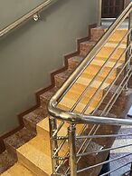 LaRosa Executive Guest House