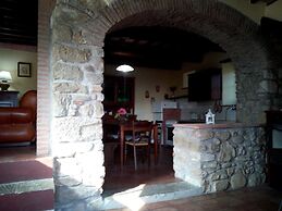 Borgo Due Case