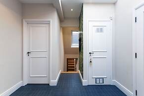 Hampstead Enjoy the Exclusive Atmosphere