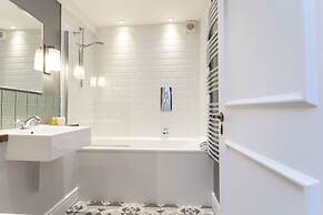 Hampstead Enjoy the Exclusive Atmosphere