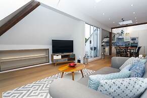 Hampstead Enjoy the Exclusive Atmosphere