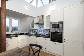 Hampstead Enjoy the Exclusive Atmosphere