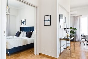 UPSTREET Elegant Luminous 3BD Apt-Kolonaki