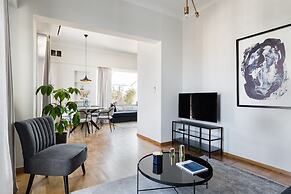 UPSTREET Elegant Luminous 3BD Apt-Kolonaki