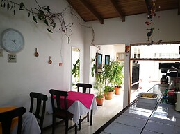 Hotel Hojarascas