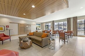 Best Western Plus LaCrescent / LaCrosse