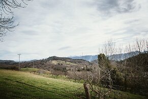Casa Carquera, in the Heart of Asturias