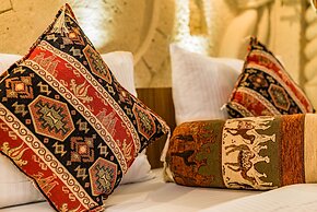 Cappadocia Ennar Cave Swimming Pool Hot & SPA