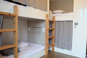 Bed Radio Dongmoon - Hostel