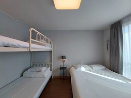 Bed Radio Dongmoon - Hostel