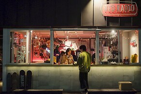 Bed Radio Dongmoon - Hostel