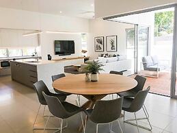 Fat Frog Beach Houses