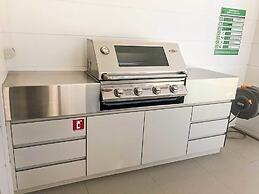 Fat Frog Beach Houses