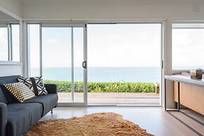 Coastal Home with Admire Lovely Sea View