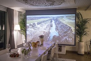 SG Tailored Serviced Home 5min walk from metro