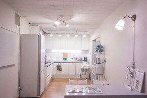 SG Tailored Serviced Home 5min walk from metro