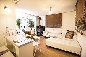 SG Tailored Serviced Home 5min walk from metro