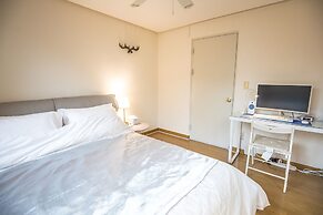 SG Tailored Serviced Home 5min walk from metro