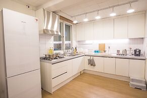 SG Tailored Serviced Home 5min walk from metro