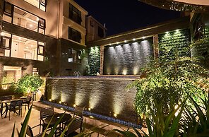 Xishuangbana Yunshangpin Hotel