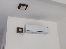 Dasu's Restaurant & Villa