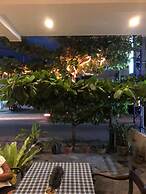 Dasu's Restaurant & Villa