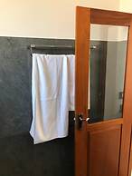 Dasu's Restaurant & Villa