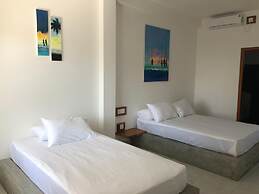 Dasu's Restaurant & Villa