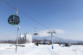 Hinode Hills Niseko Village