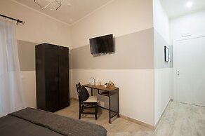 6thLand - Rent Rooms  La Spezia