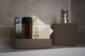 6thLand - Rent Rooms  La Spezia