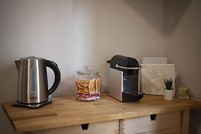 6thLand - Rent Rooms  La Spezia