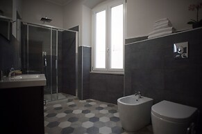 6thLand - Rent Rooms  La Spezia