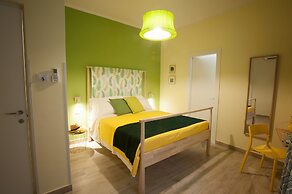 6thLand - Rent Rooms  La Spezia