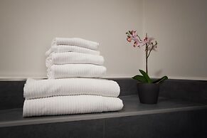 6thLand - Rent Rooms  La Spezia