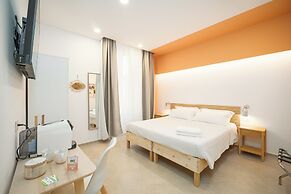 6thLand - Rent Rooms  La Spezia