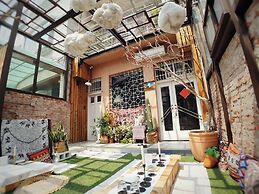 GOIN Old House & Bar