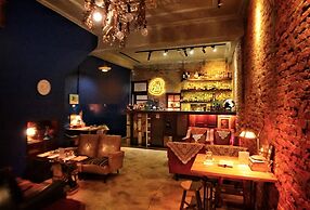 GOIN Old House & Bar