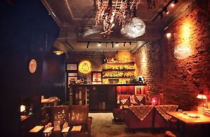 GOIN Old House & Bar