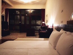 GOIN Old House & Bar