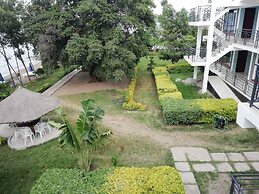 White Stone Beach Resort