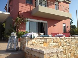 Beautiful Villa for 10 - Private Pool